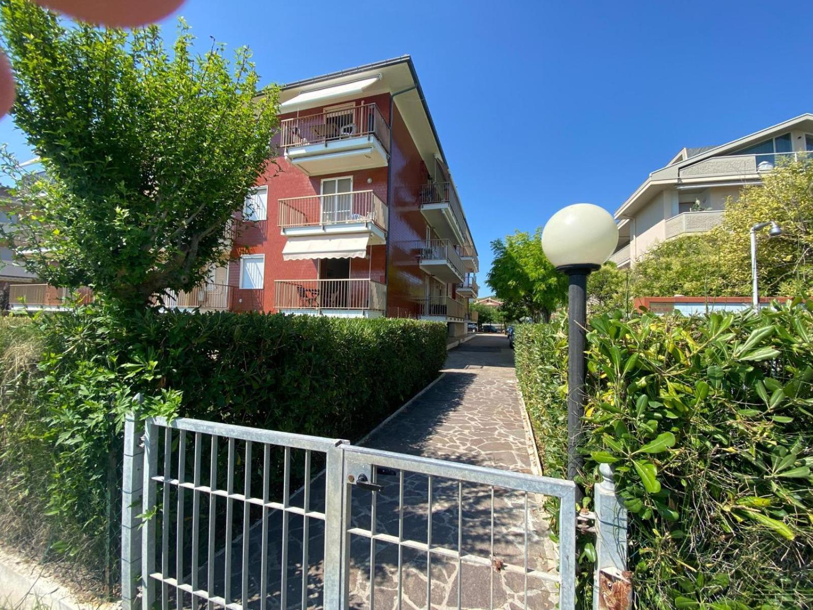 Hotel Ambasciatori Pineto Szoba fotó
